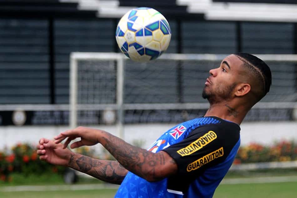 Ex-meia do Vasco está próximo de ser oficializado pelo Goiás
