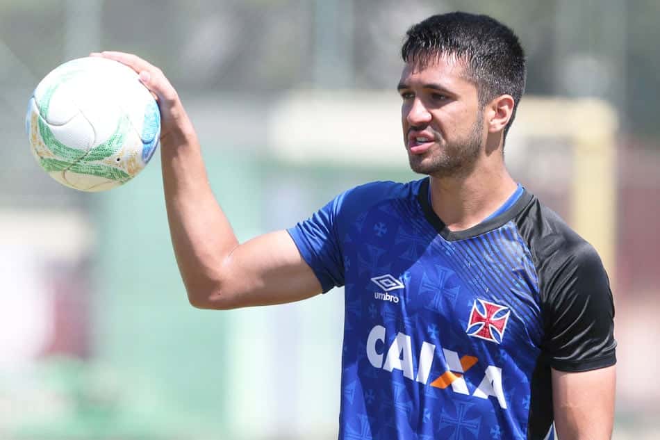 Luan treina e deve retornar ao Vasco em partida contra o CRB
