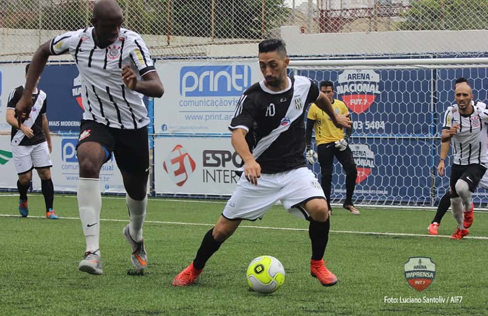 Com média de quatro gols por jogo, Copa Fut7 tem derrota corintiana