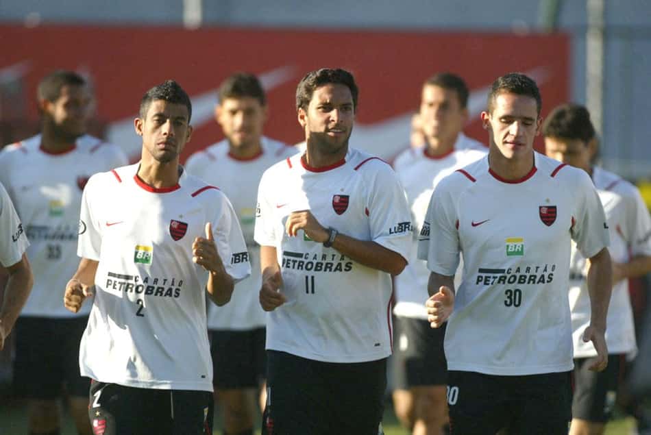Irmã de Léo Moura é acusada por R. Augusto de estelionato e furto, diz site