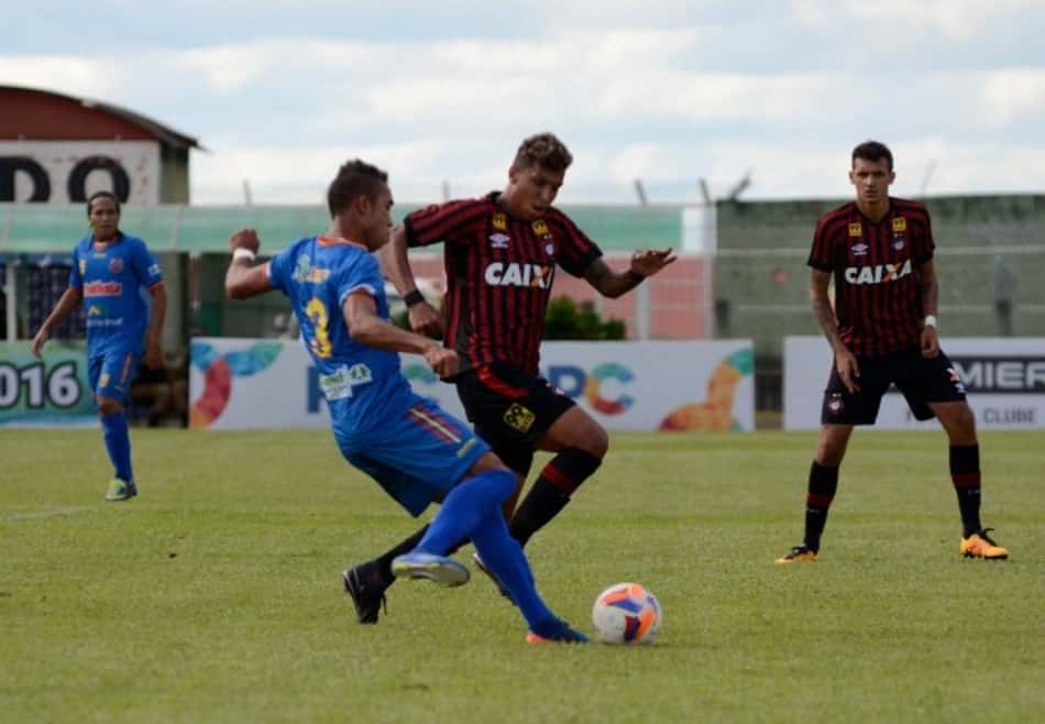 Com reservas, Atlético-PR tem atuação fraca e perde para Toledo