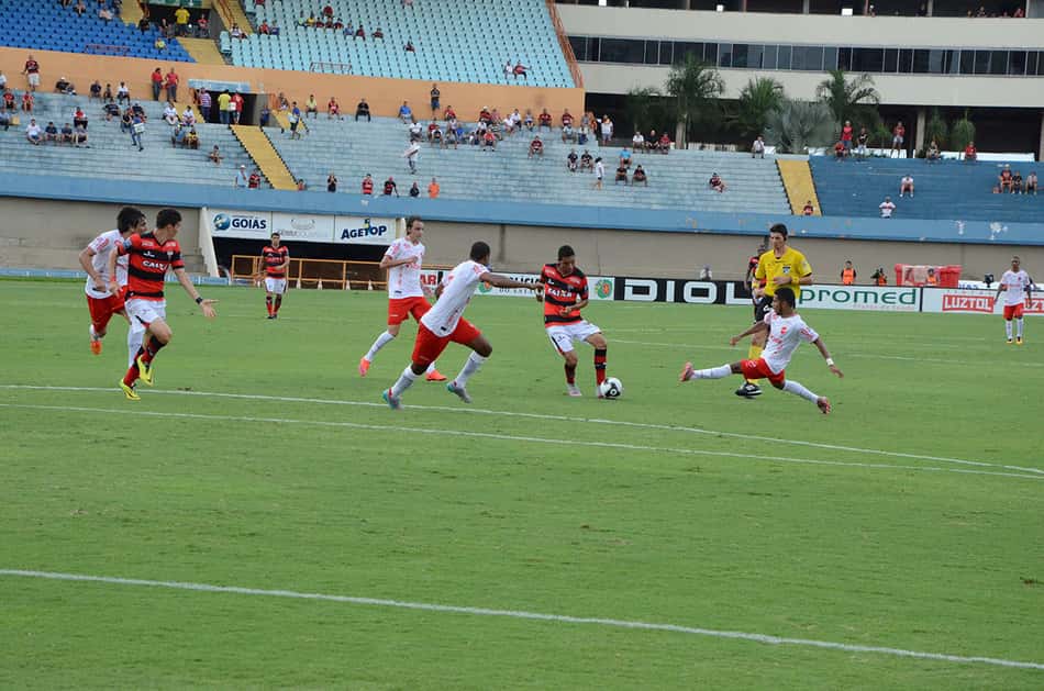 Vila Nova vence clássico diante do Atlético-GO pelo Estadual