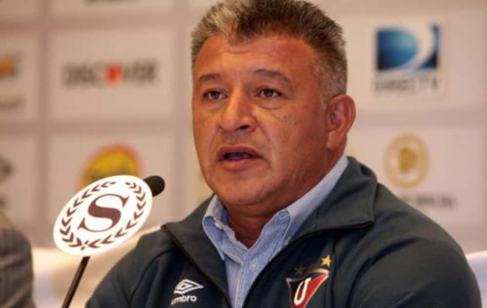 Próximo adversário do Grêmio na Libertadores, LDU demite técnico