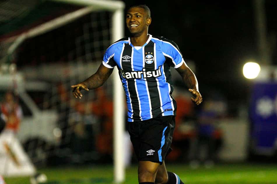 Gols, desarmes e assistências: conheça Walace, a nova aposta de Dunga