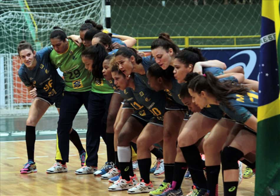 Seleção Brasileira Júnior Feminina se reúne para treinos