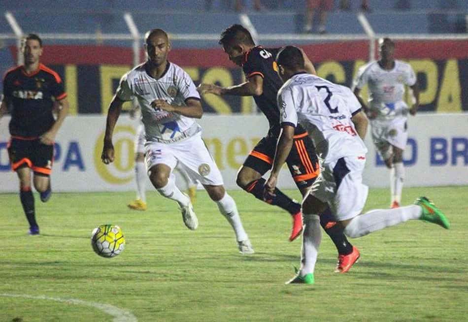 Com time alternativo, Sport perde para a Aparecidense na estreia da Copa do Brasil