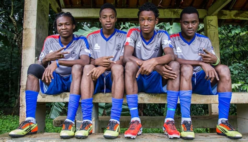 Jovens haitianos que integraram o projeto de futebol do Pérolas Negras em 2016