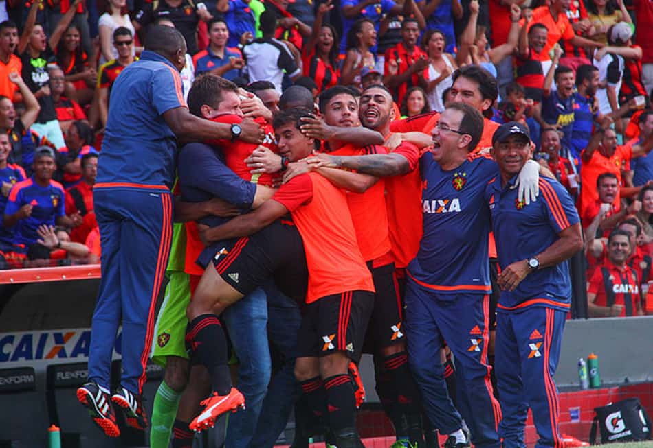 Sport sai na frente do Salgueiro por vaga na final do Pernambucano