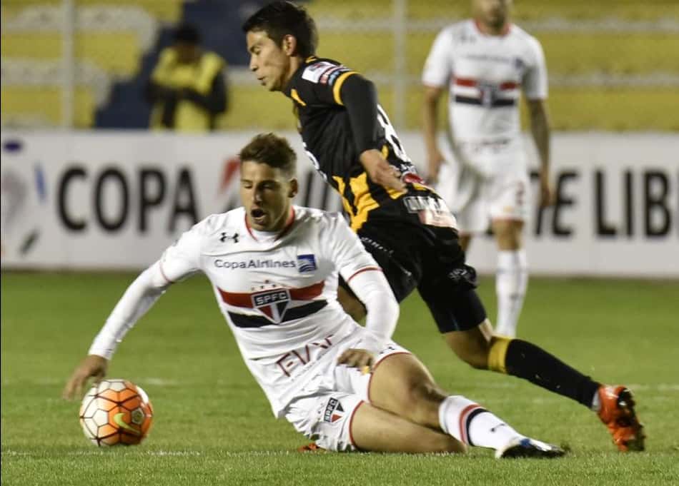 Calleri em La Paz