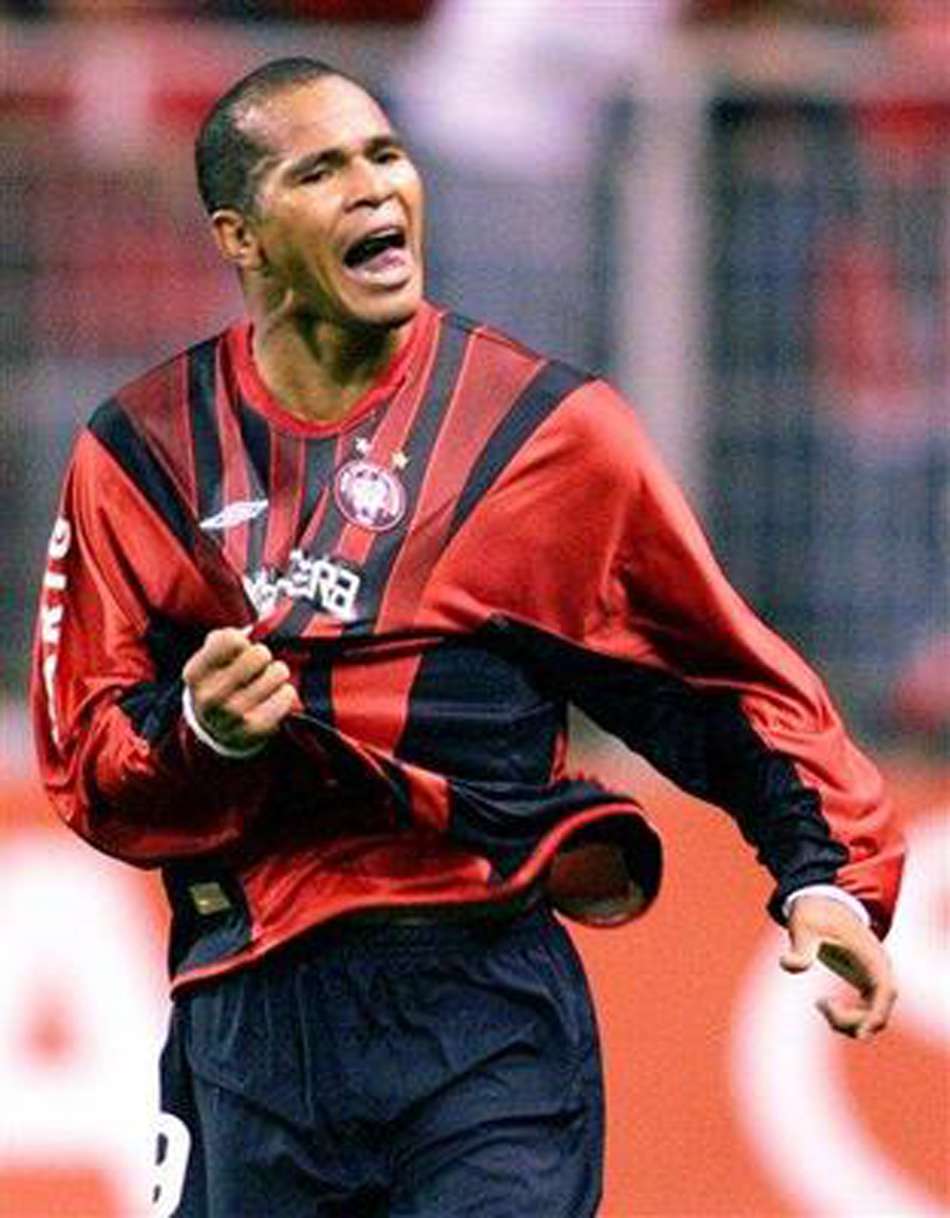 Heroi em 2005, Aloísio Chulapa acredita que o Atlético-PR pode reverter a vantagem do Santos