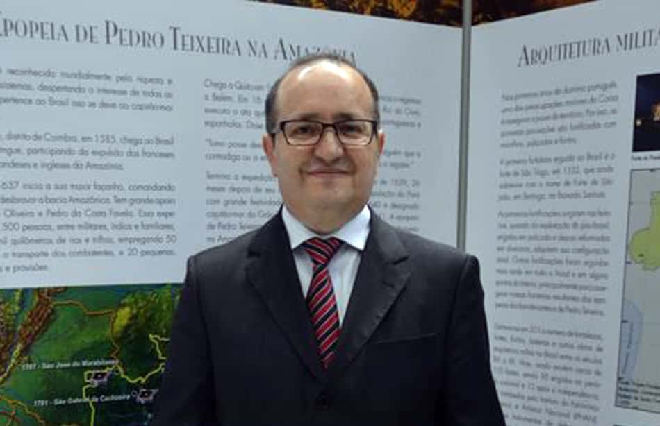 Lusa tem gestões 'ultrapassadas' e 'hemorrágicas', opinam o ex-presidente e o interino do clube