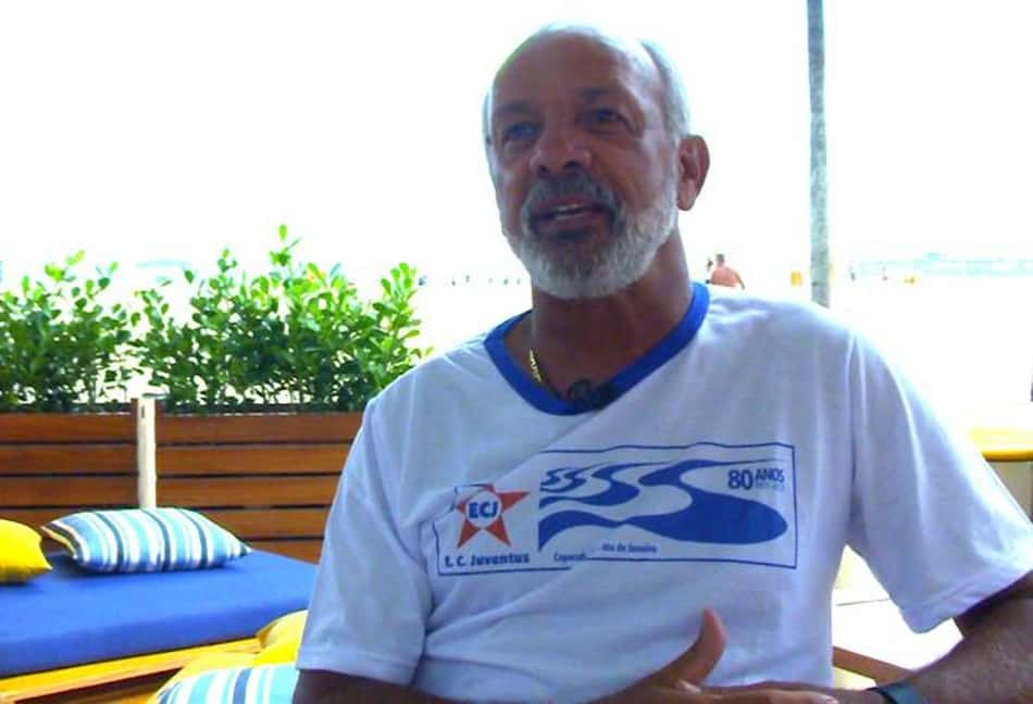 Júnior monta seleção ideal e diz: 'Zico é o melhor com quem joguei'