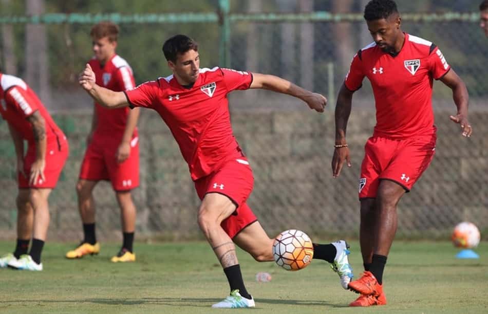 Se mantiver média, Calleri pode igualar lenda tricolor contra o Toluca