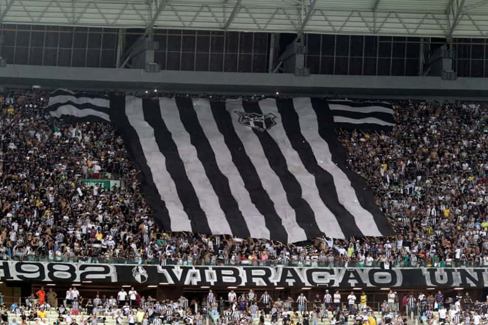 Vai lotar! Torcida do Ceará compra mais de 20 mil entradas para estreia na Sul-Americana