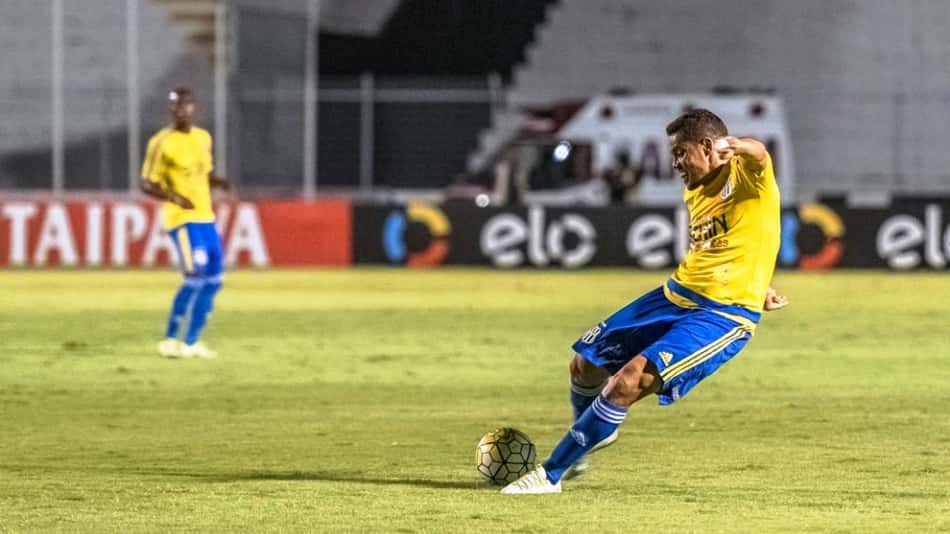 Meia da Ponte ressalta dificuldade, mas crê em vaga na Copa do Brasil