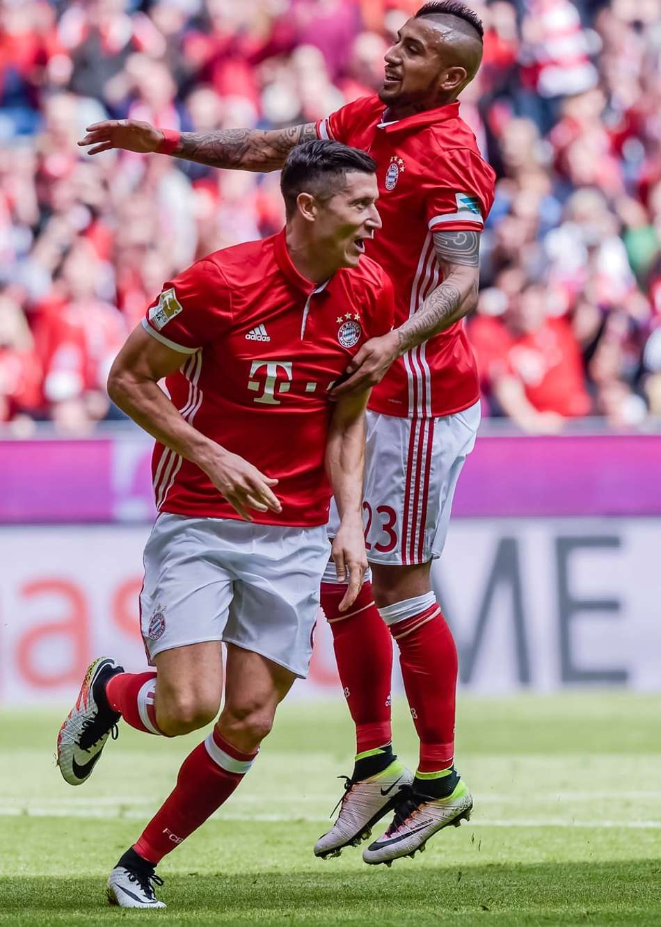 Bayern vence o rebaixado Hannover em sua última partida em casa
