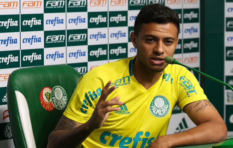 Cleiton Xavier deu duas assistências na estreia do Palmeiras no Brasileirão 
