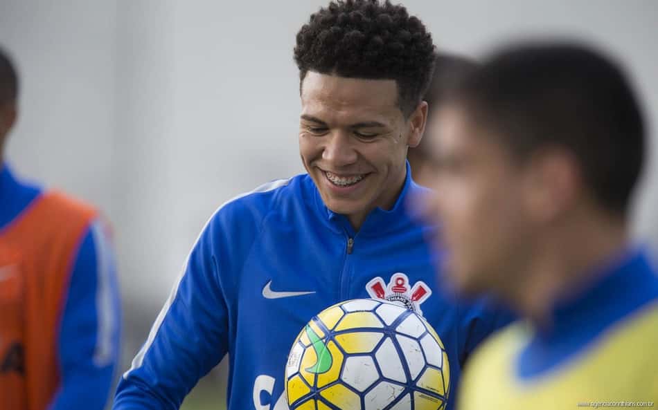 Marquinhos Gabriel espera carinho da Fiel e defende André: 'Vai ajudar'