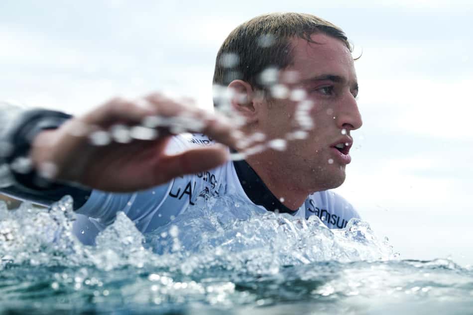 Matt Banting: o surfista australiano que suportou injeções e é fã do Brasil