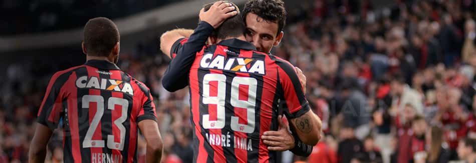 Jogador é o artilheiro do Atlético-PR na temporada e lidera também o quesito assistências
