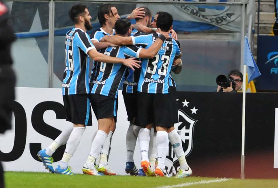 Flamengo perde para o Grêmio fora de casa, e crise aumenta