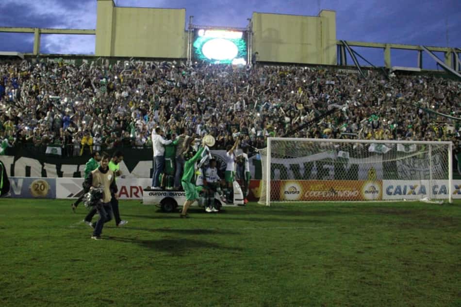 Josimar convoca torcida da Chape diante do Junior: 'Fundamental'