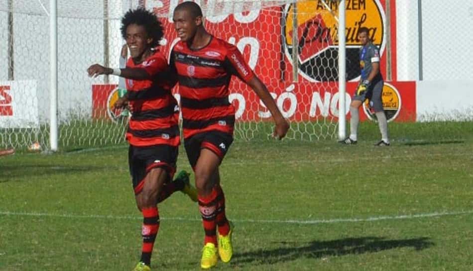 Rodrigão tem 18 gols no ano pelo Campinense