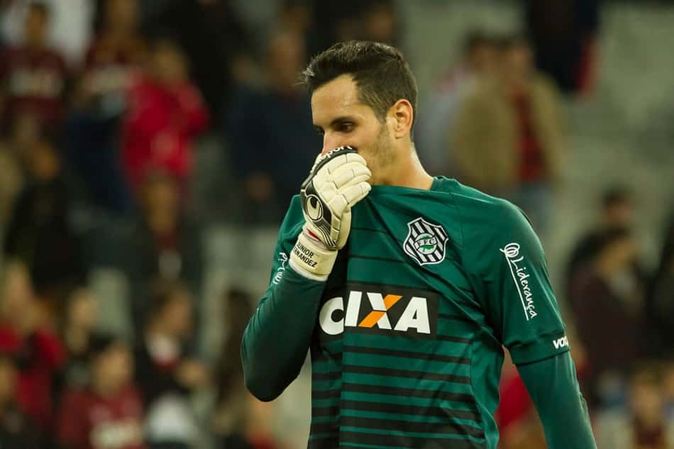 Alvo do Botafogo, Gatito fez mais defesas que Sidão neste Brasileirão