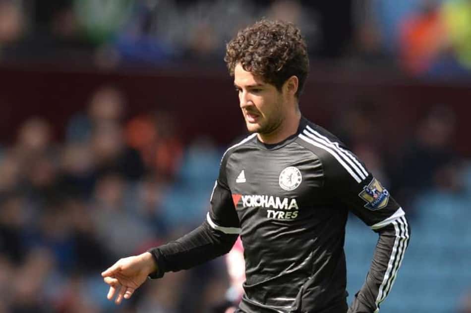 Aos 26 , Pato já passou por Inter, Milan, Timão, São Paulo e Chelsea