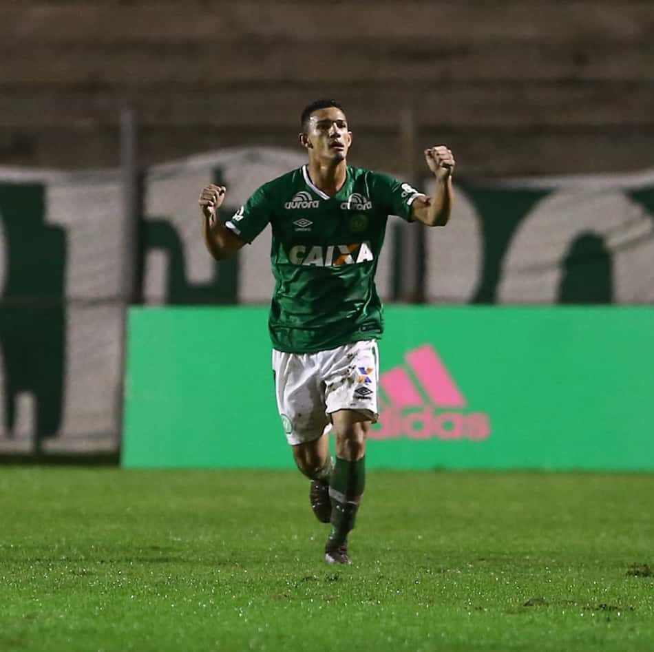 Finalista, Chapecoense põe dois jogadores na Seleção das Estatísticas da Sul-Americana