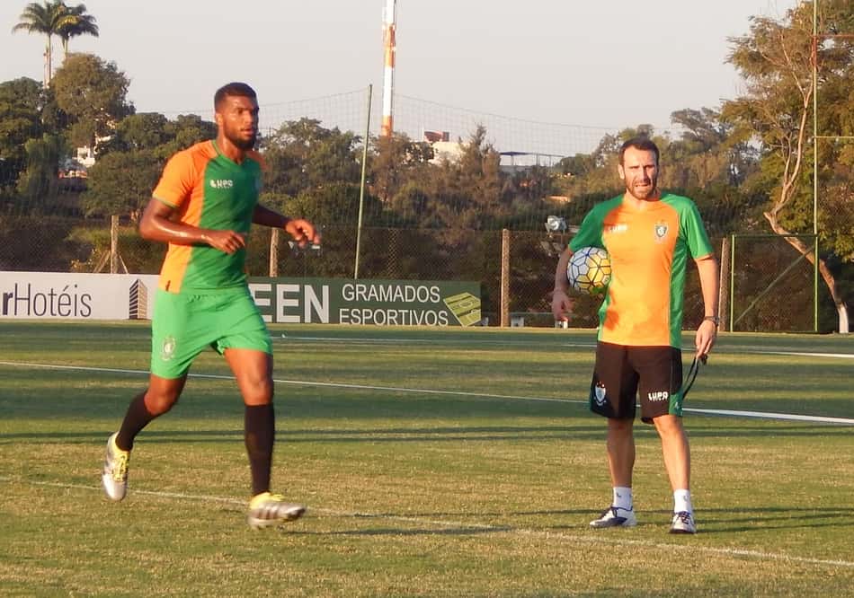 Sérgio Vieira - América-MG