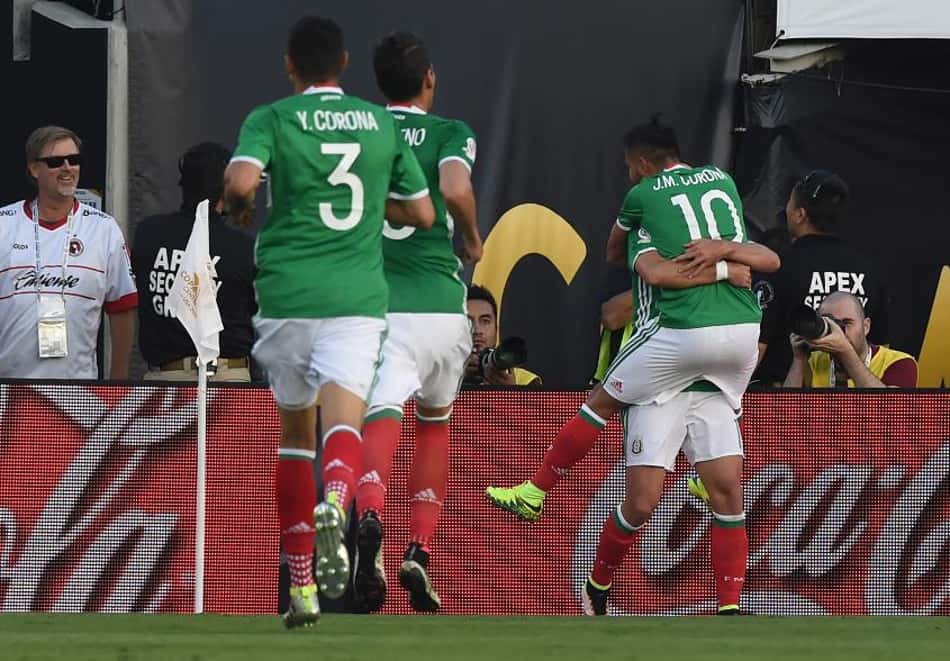 México bate Jamaica, se classifica na Copa América e deixa Uruguai de fora