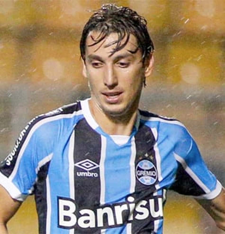 Convocação de Geromel garante novo desfalque para o Grêmio no Brasileiro