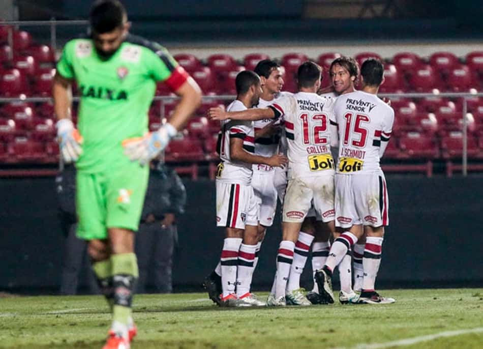 Ganso, Lugano e Calleri 'planejaram' vitória em café da tarde no CT
