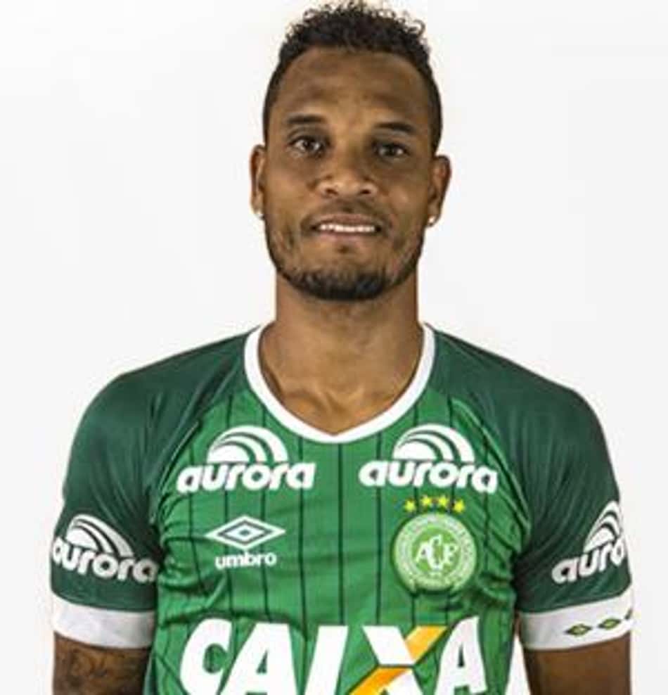 Thiego é punido pelo STJD e está fora do Brasileirão