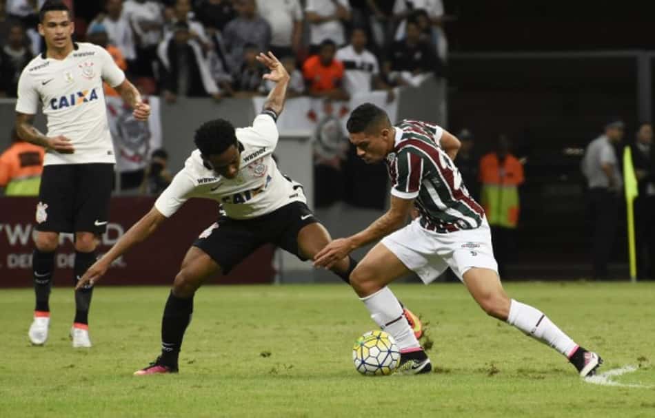Com 25 jogos entre os profissionais, Douglas ainda persegue o primeiro gol na equipe principal do Flu (Foto: Mailson Santana/FFC)