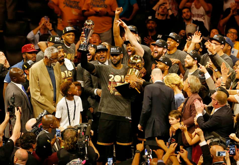 FOTOS: Confira as melhores imagens da conquista do Cavs