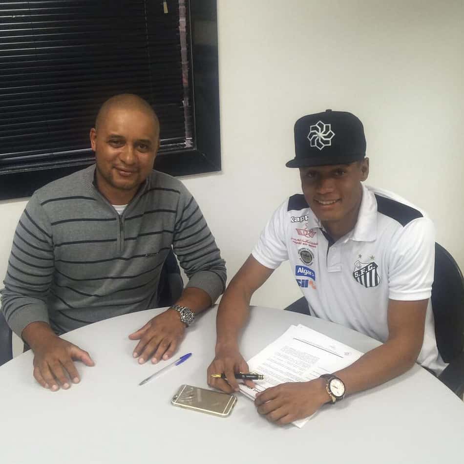 Paulinho está emprestado até o fim do ano