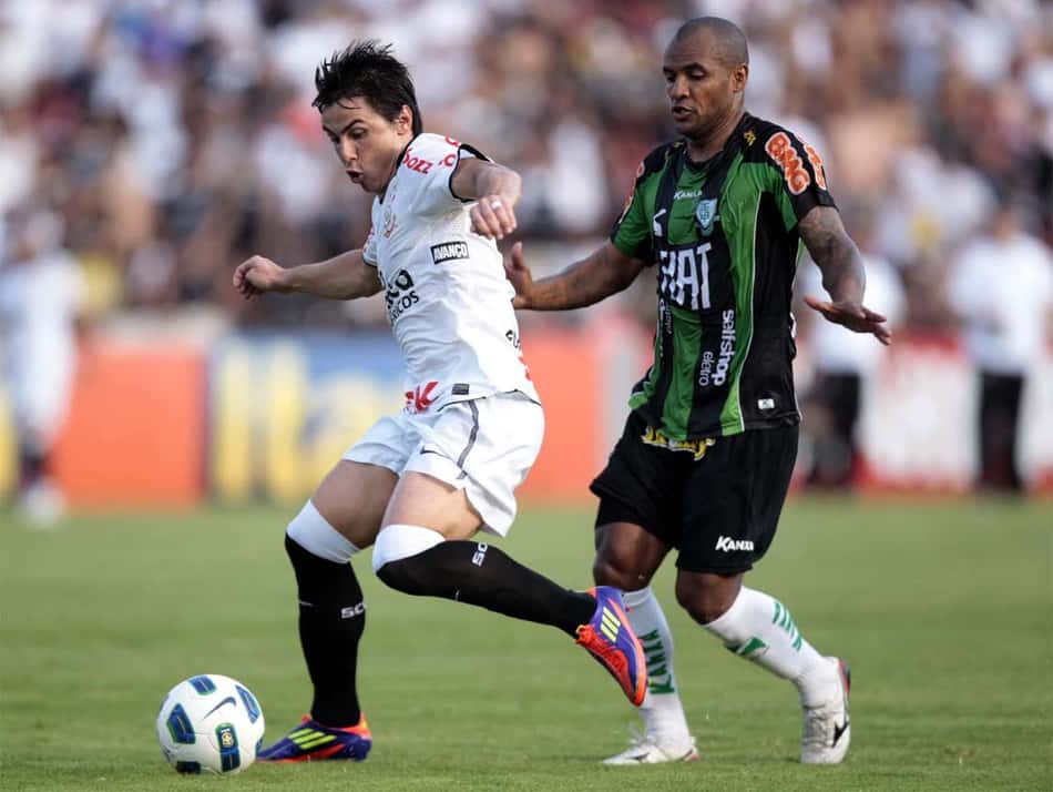 América-MG x Corinthians: prováveis times, onde ver, desfalques e palpites