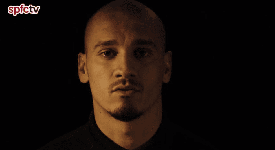 Maicon "fico"