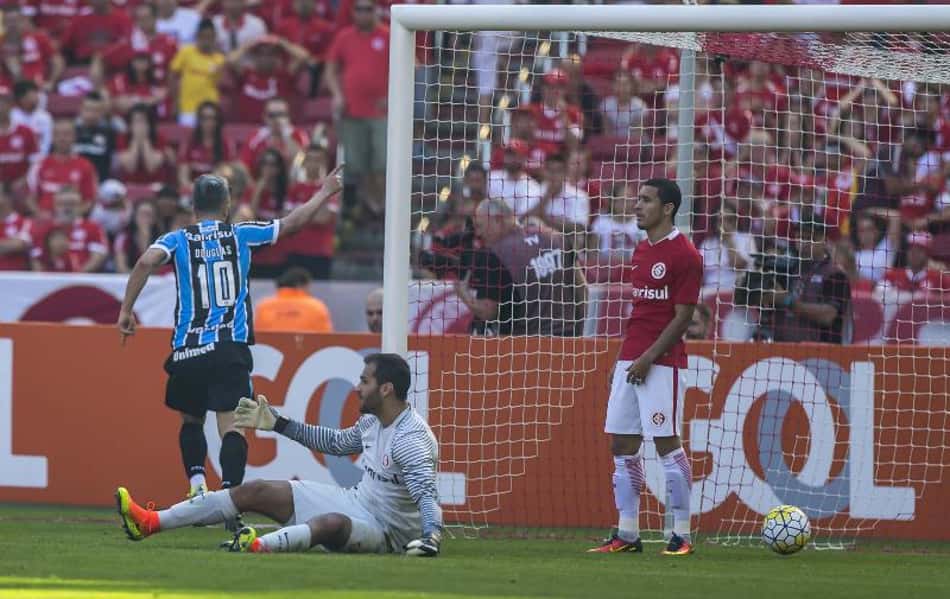 'Temos que repensar muita coisa', diz vice de futebol do Inter após derrota