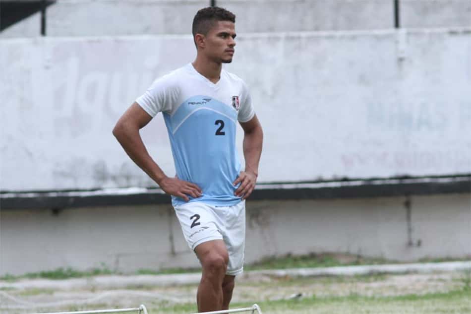 Lucas Ramon dispensado pelo Santa Cruz