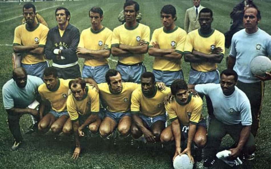 Você possui alguma camisa clássica? Conte sua história!