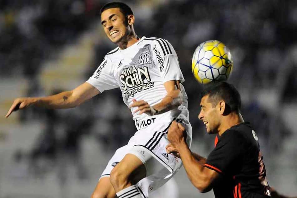 Técnico da Ponte lamenta revés, mas ressalta luta da equipe contra o Sport