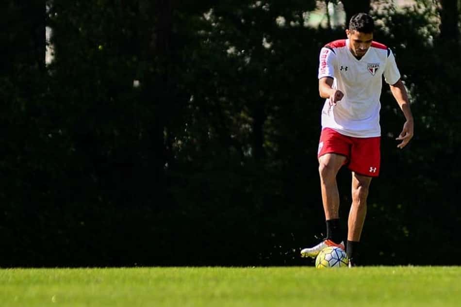 Alan Kardec se despede do São Paulo e se dá nota '6 ou 7' por passagem