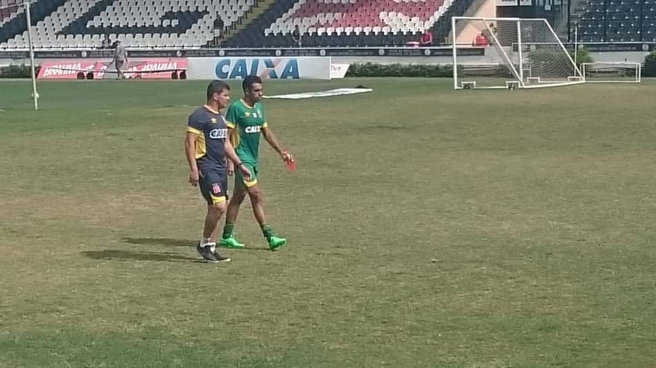 Junior Dutra já treina no Vasco e aparece regularizado no Bid da CBF