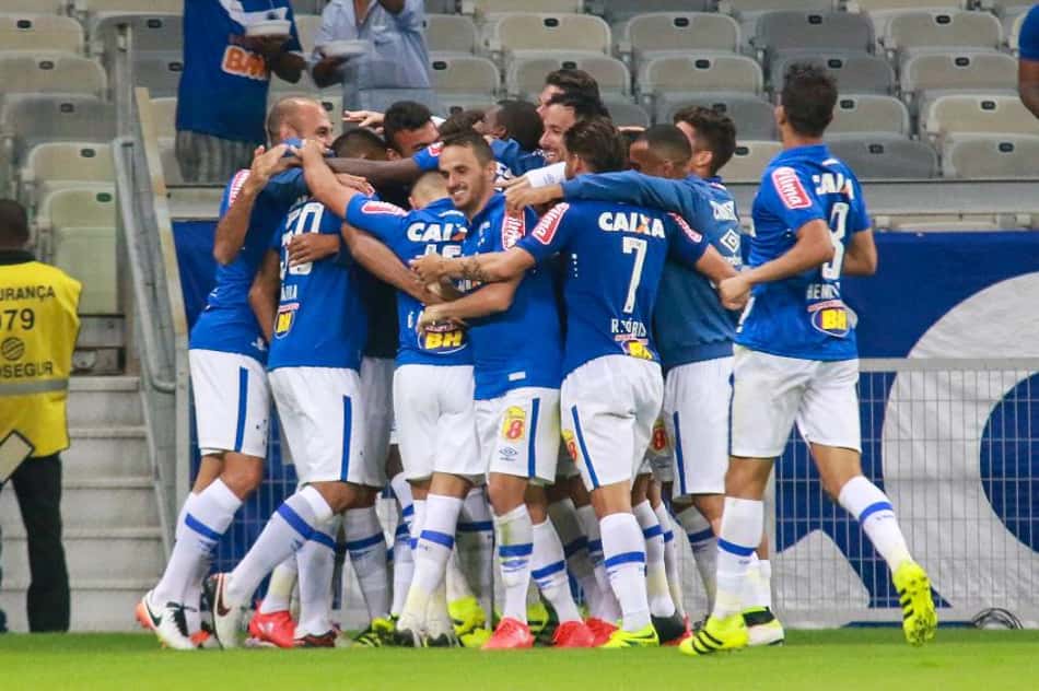 Cruzeiro repete placar do jogo de ida e elimina Vitória da Copa do Brasil