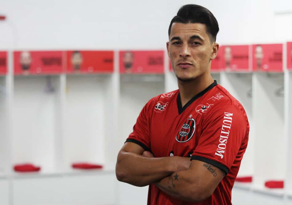 Em busca do G4, Jonatas Belusso pede tranquilidade diante do Bahia