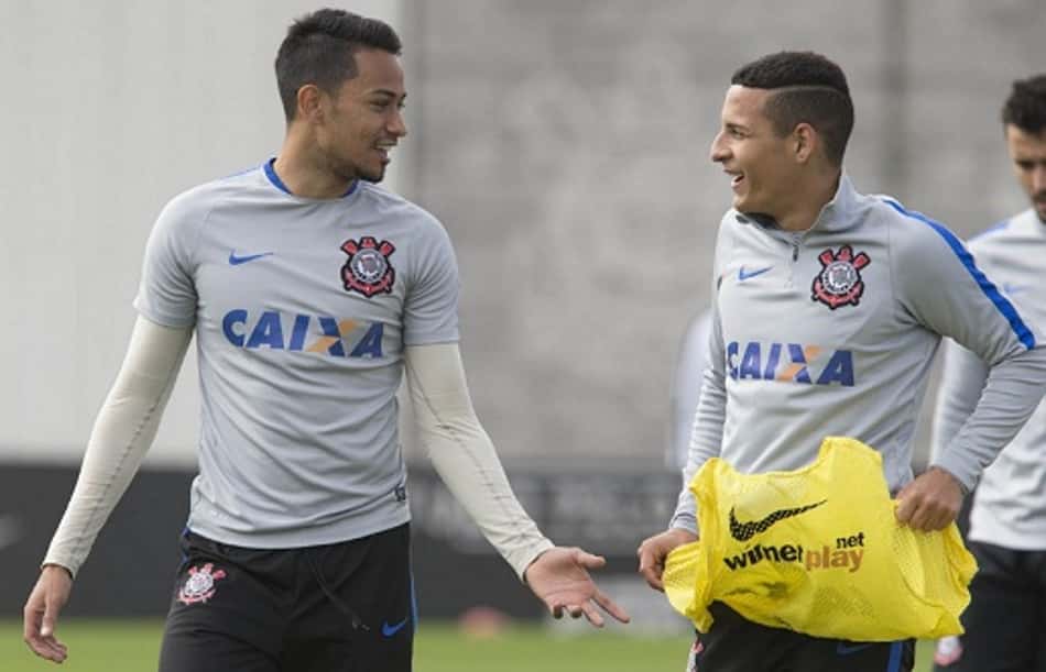 Na mira do Sporting, Arana não é relacionado no Timão. Veja a lista