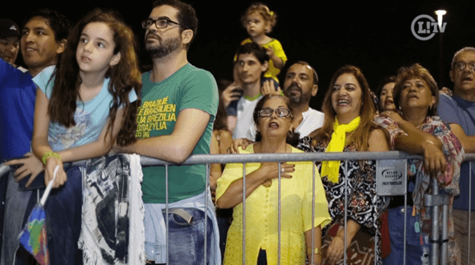 Público se emocionou com a cerimônia no Boulevard Olímpico